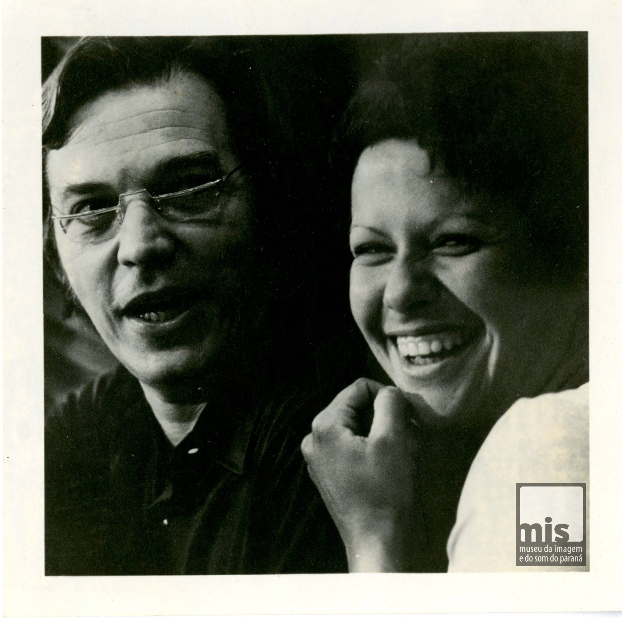 Capa do disco com Elis Regina e Tom Jobim, 1974