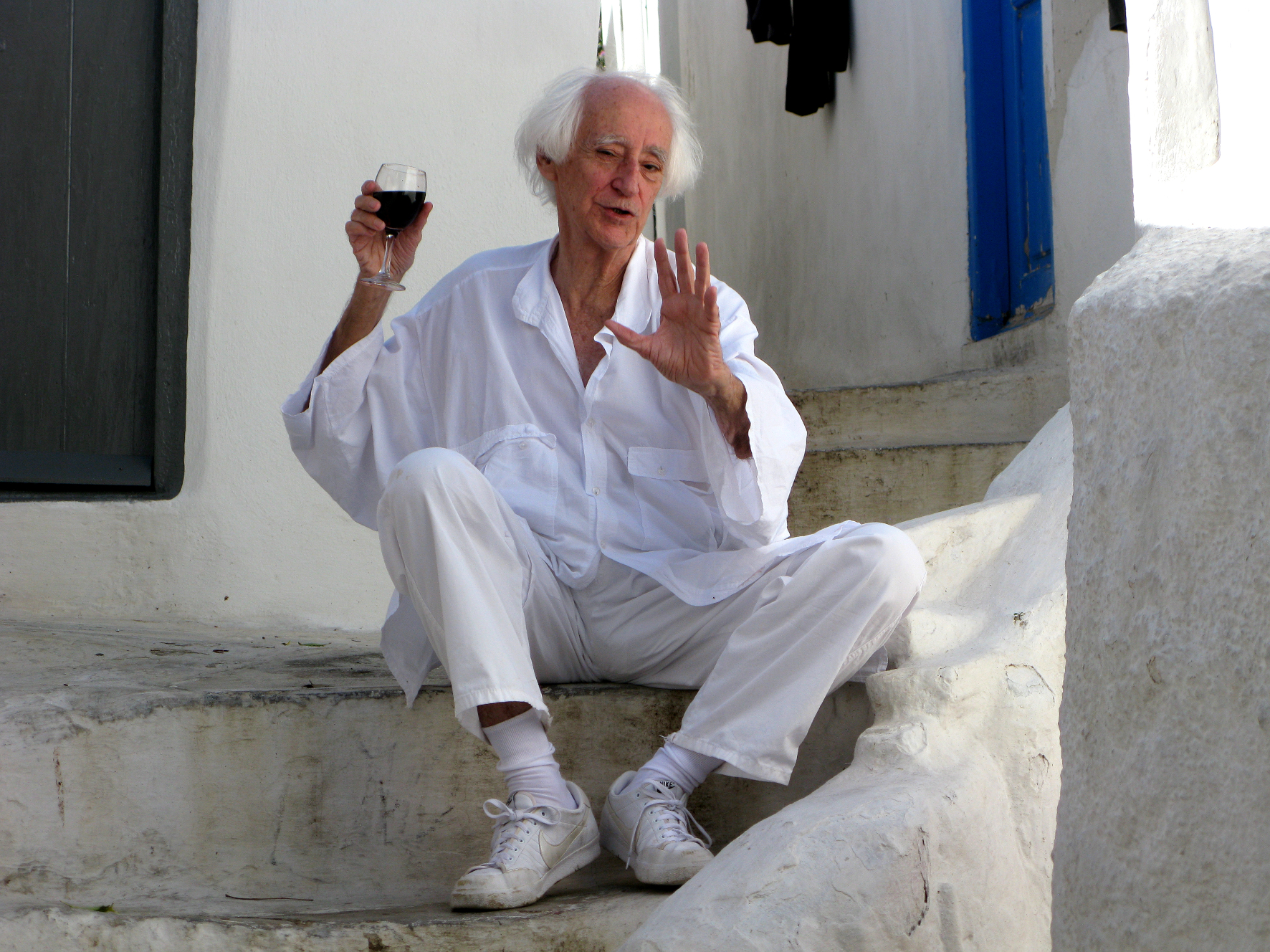 Museu da Imagem e do Som do Paraná recebe itinerância do Encontros IC Play, com exibição de filmes e bate-papo com convidados - EVOÉ - Retrato de Um Antropófago -Um filme que mistura de forma labiríntica depoimentos recentes e imagens históricas da carreira do diretor, ator e dramaturgo José Celso Martinez Corrêa, do Teatro Oficina