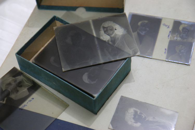 Curso sobre processos fotográficos.