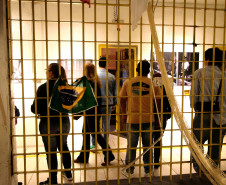 Visitas Guiadas e bate-papo com artista Lilian Gassen na programação de abril no MIS-PR. Foto: Anderson Tozato