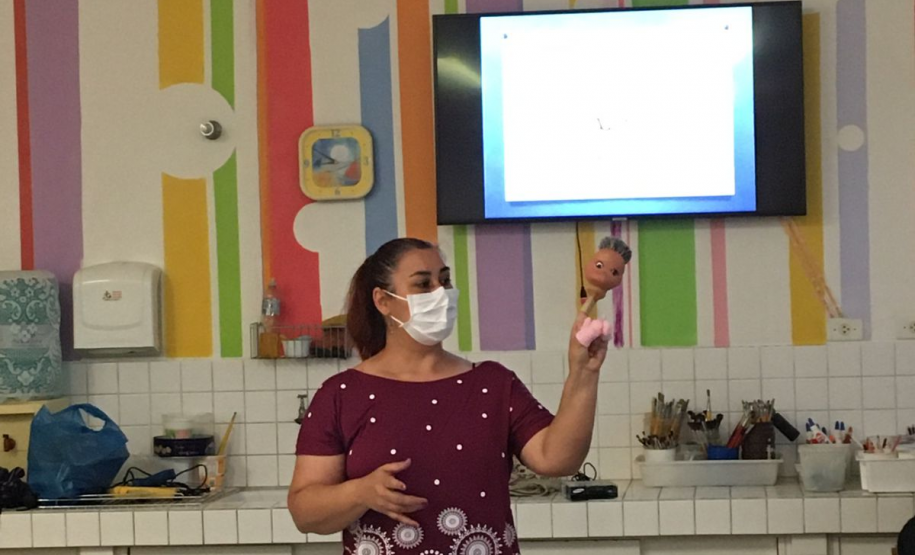 Oficina para professores no MIS