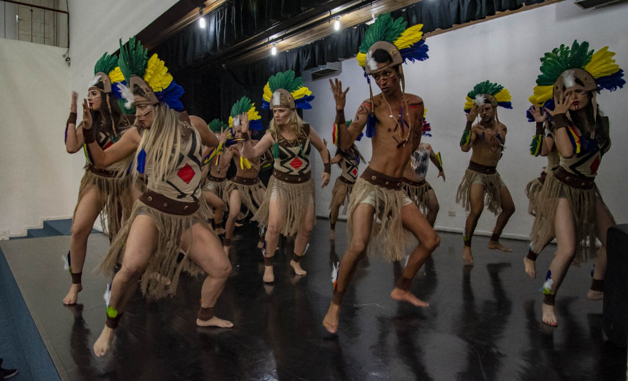 Gestores culturais vêm a Curitiba para intercâmbio cultural e para conhecer o Raízes do MIS