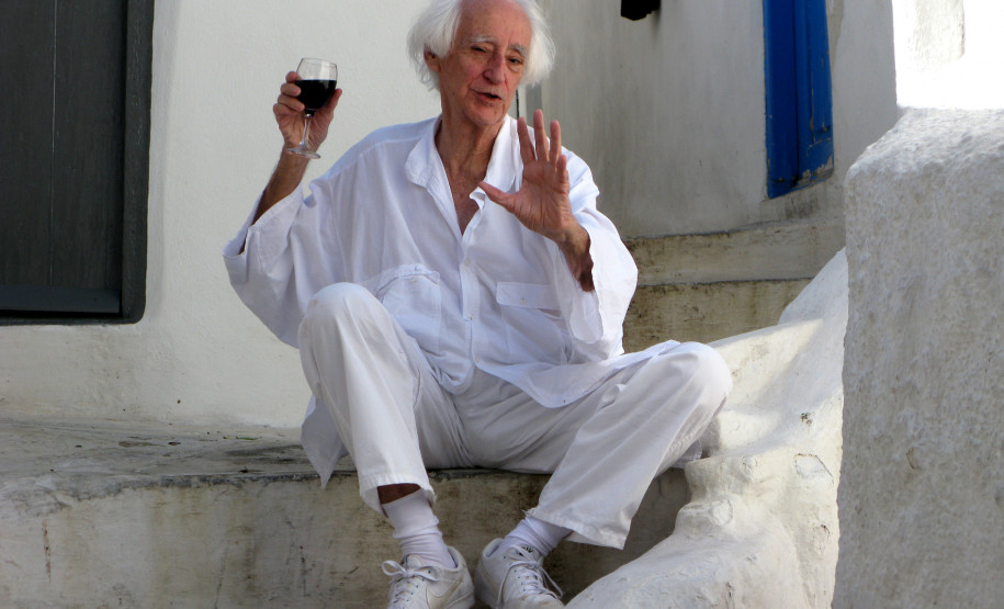 Museu da Imagem e do Som do Paraná recebe itinerância do Encontros IC Play, com exibição de filmes e bate-papo com convidados - EVOÉ - Retrato de Um Antropófago -Um filme que mistura de forma labiríntica depoimentos recentes e imagens históricas da carreira do diretor, ator e dramaturgo José Celso Martinez Corrêa, do Teatro Oficina