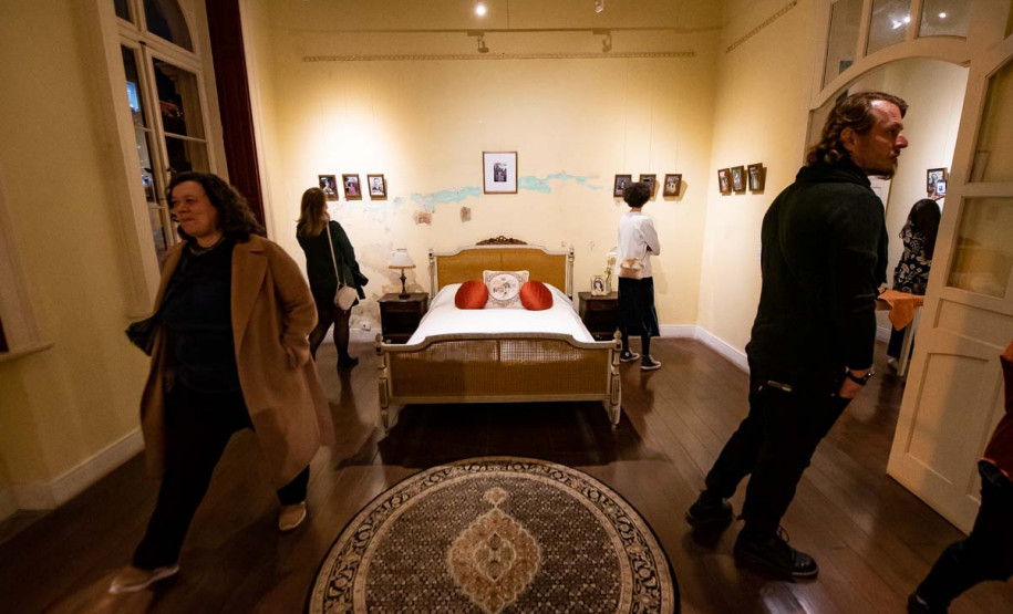 Mostra “Cartas para o futuro”, de Bruna Alcantara, entra nos últimos dias no MIS-PR