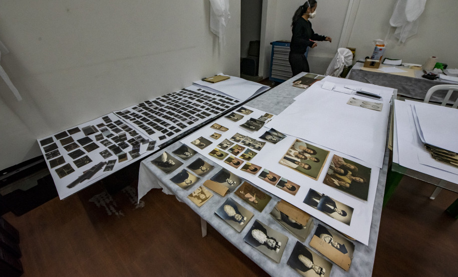 Foto Brasil: a memória fotográfica de Curitiba preservada no acervo do MIS-PR. Fonte: Kraw Penas/SEEC