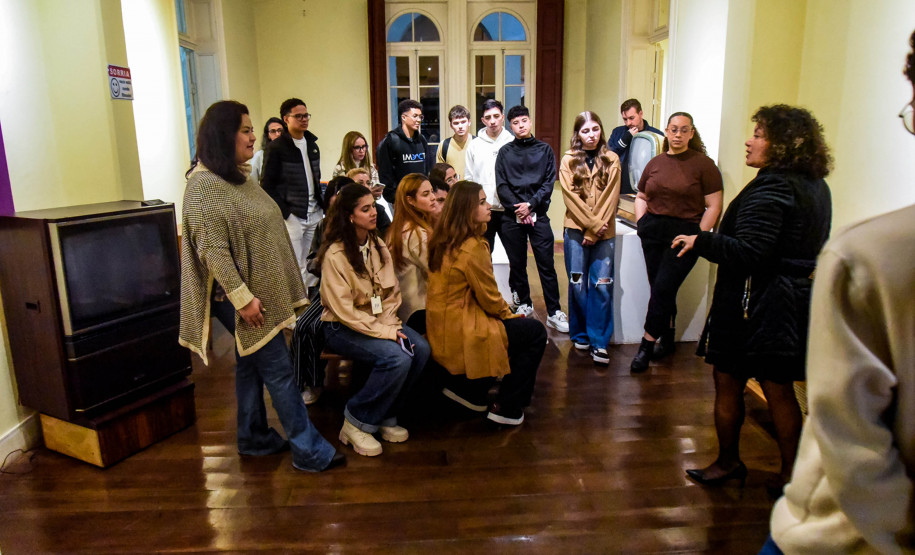 Programação de julho no MIS-PR tem oficina para avós e netos, cinema e visitas guiadas Foto: Kraw Penas/SEEC-PR