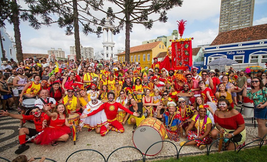 PÓS-CARNAVAL NO MIS COM GARIBALDIS E SACIS. Foto: Julio Garrido