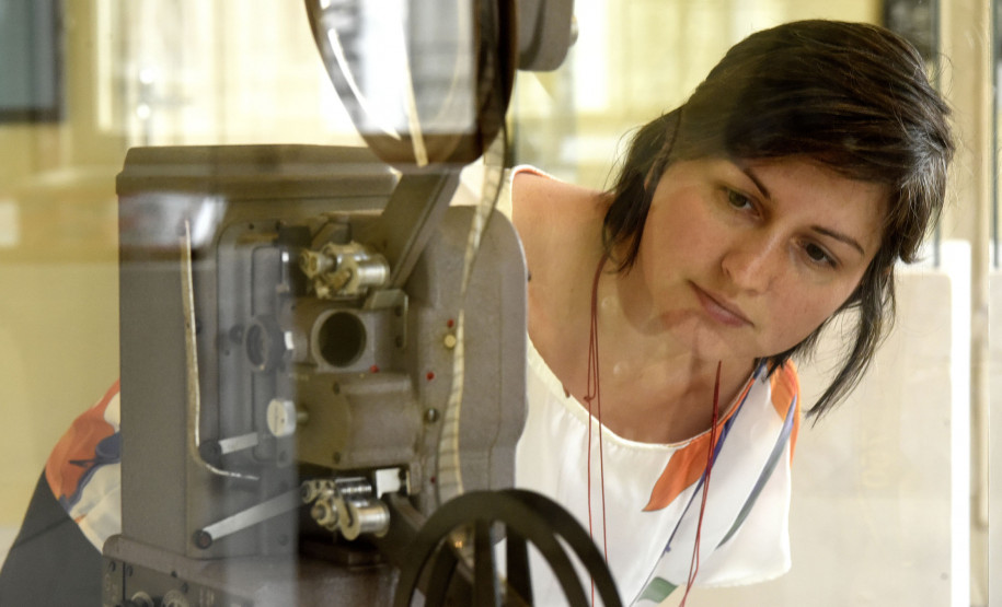 Perfil de Cristiane Senn: a nova diretora do MIS-PR